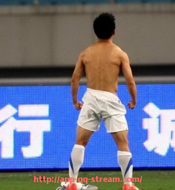 企鹅直播-足球反越位策略是如何帮助球队提高防线稳定性的？（足球比赛什么是反越位）