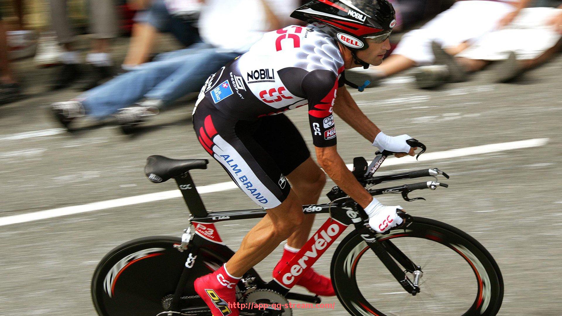 企鹅直播-世俱杯转播评论亮点汇总与多语种解说推荐